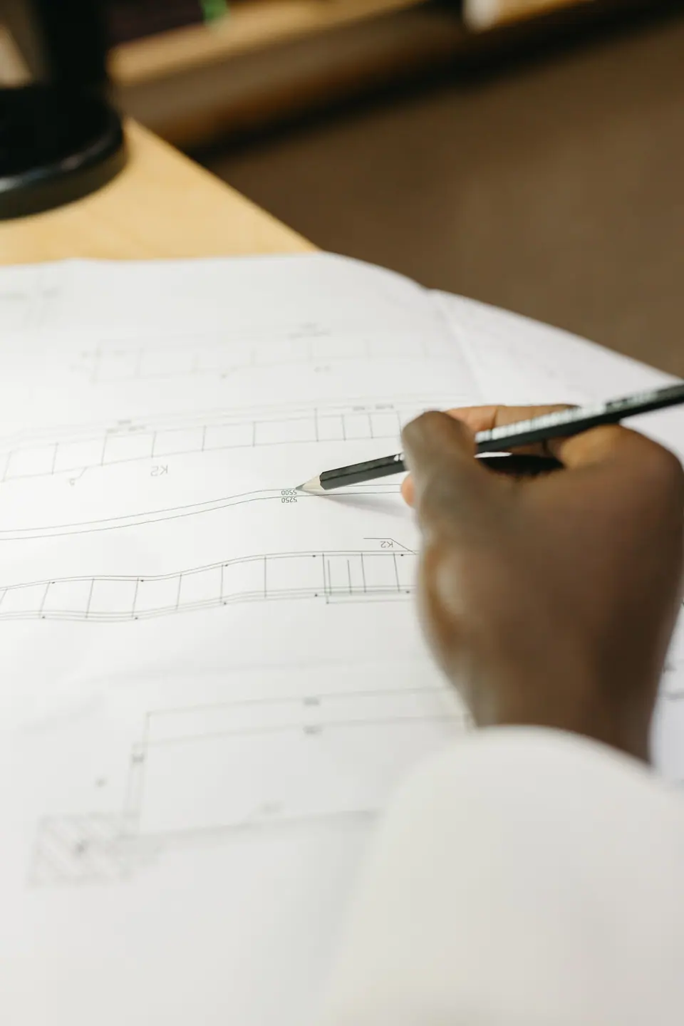 Tren Desain Arsitektur Tropis Modern yang Hemat Energi dan Sejuk