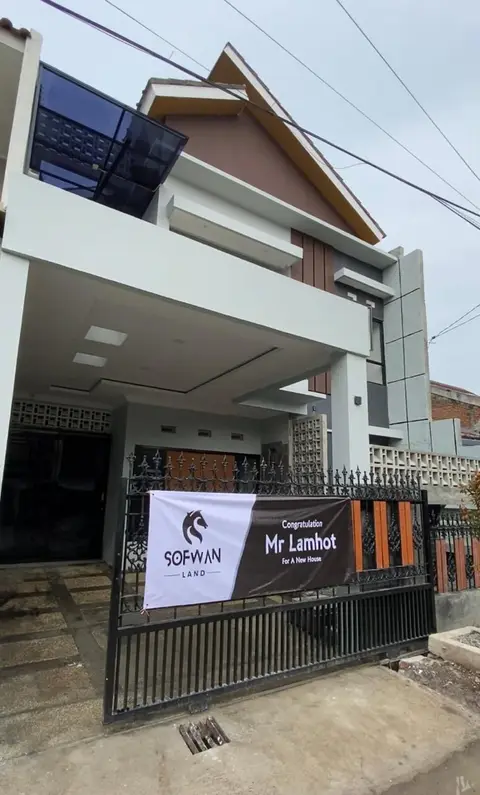 Rumah Lamhouse Bandung dua lantai hasil pembangunan Sofwanland — foto 2