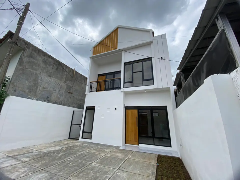 Rumah Atap Putih